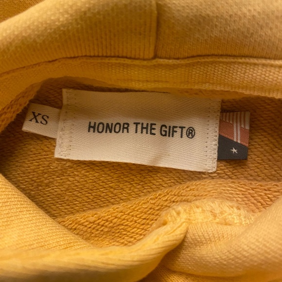 Honor the Gift Nomad Hoodie in Melon - Picture 4 of 8